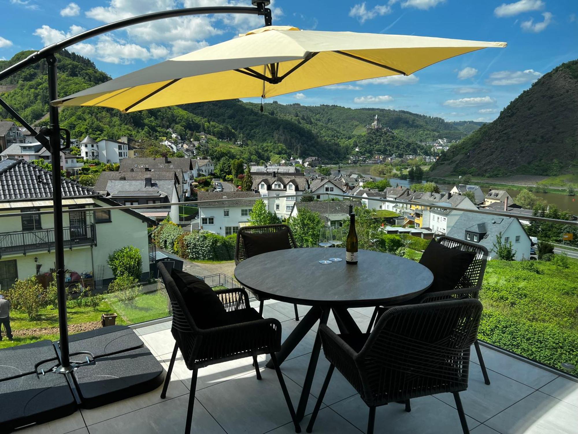 Ferienwohnung Weitblick Cochem Luaran gambar